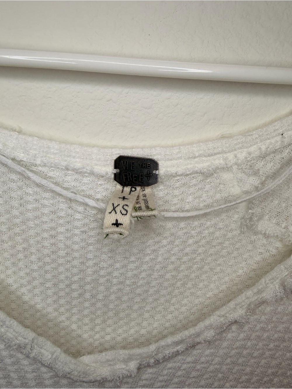 We The Free Waffle Knit V-Neck Ruffle Hem Long Sleeve Top White XS Boho - Picture 7 of 8